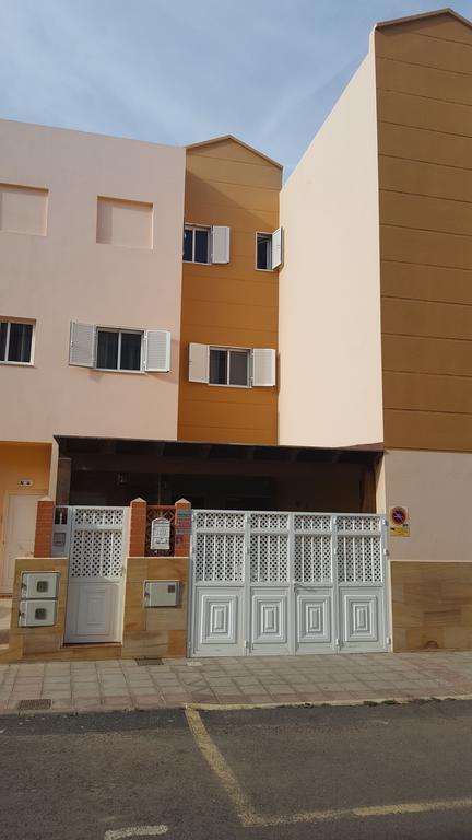 Amazing Duplex 3 Bedrooms Good Wifi With Terrace & Bbq Corralejo Eksteriør bilde